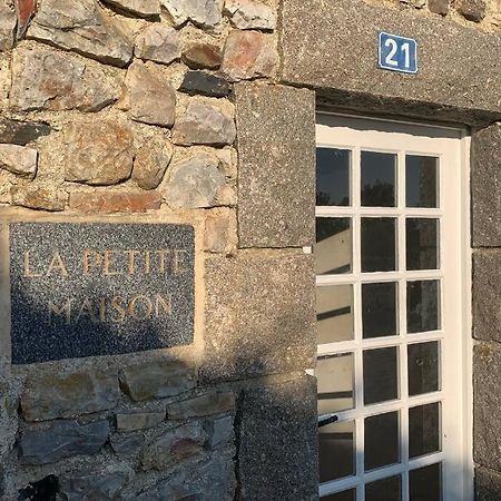 Sciotot - Bord De Mer - La Petite Maison Les Pieux Exterior foto